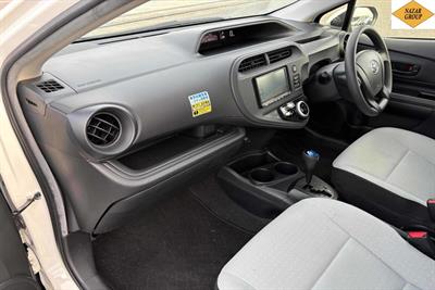 2020 Toyota Aqua - Thumbnail