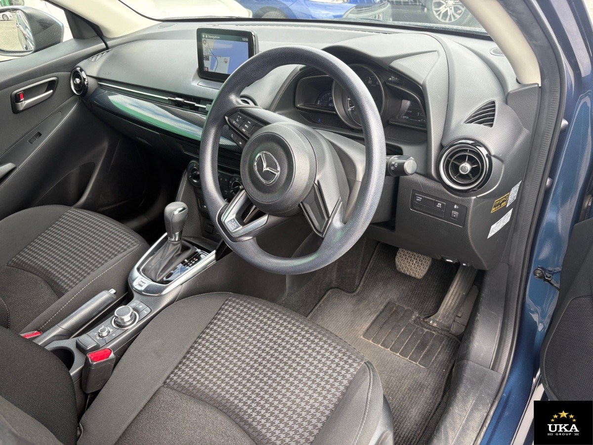 2017 Mazda Demio