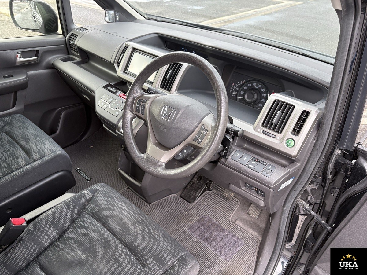 2014 Honda Step Wagon