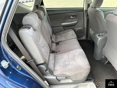 2012 Toyota Prius - Thumbnail