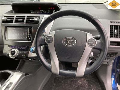 2012 Toyota Prius - Thumbnail