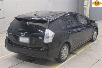 2013 Toyota Prius - Thumbnail