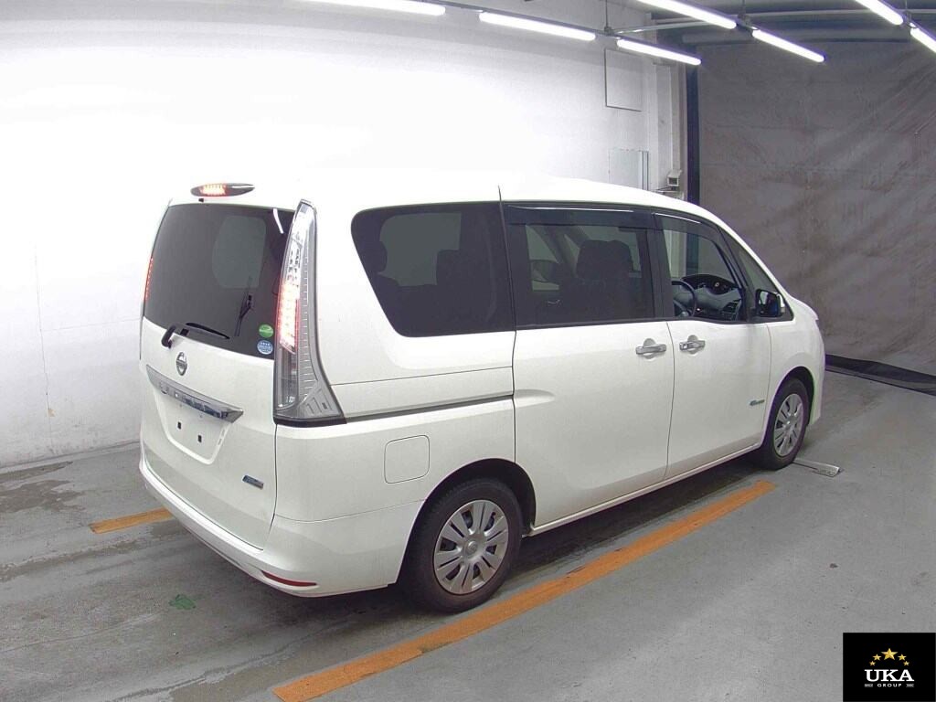 2015 Nissan Serena