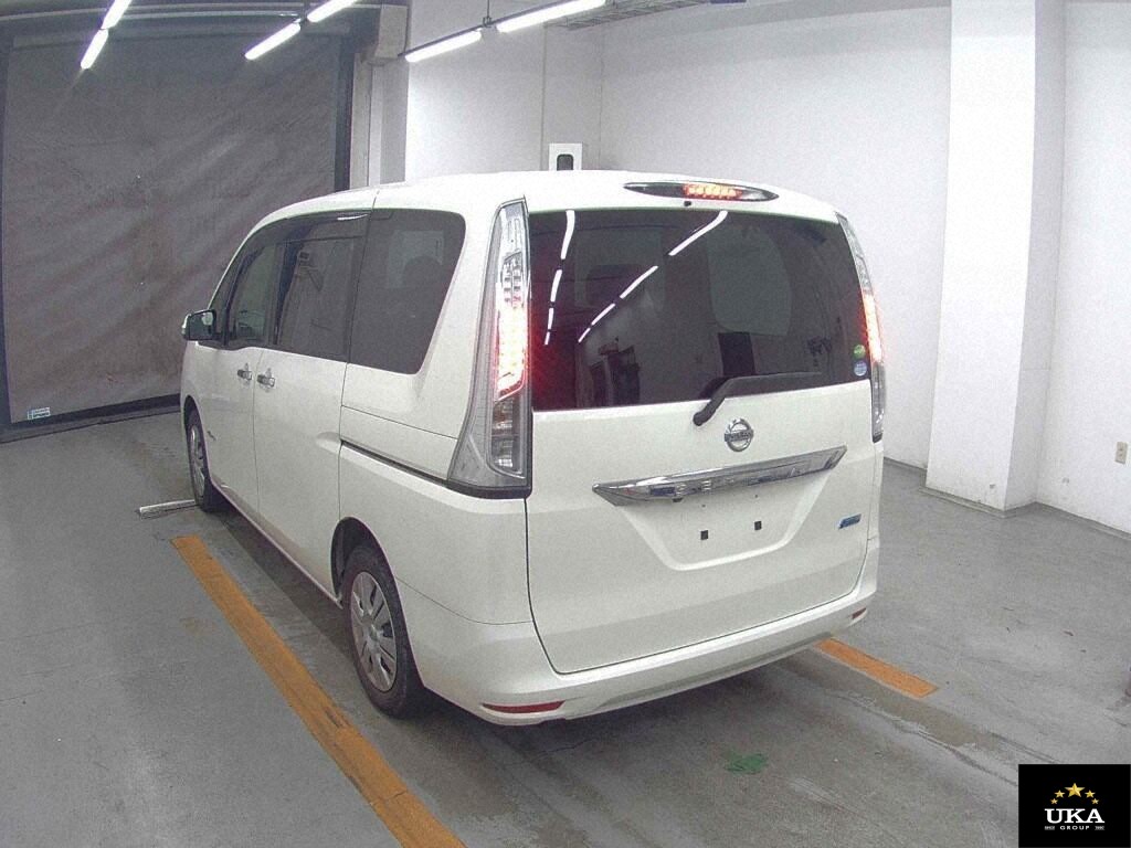 2015 Nissan Serena