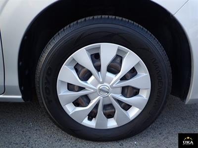 2017 Nissan Serena - Thumbnail