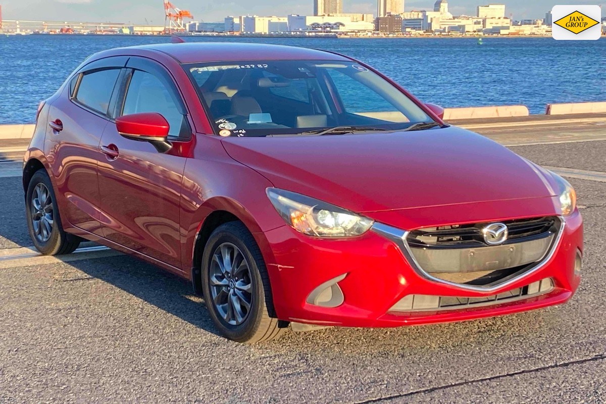 2017 Mazda Demio