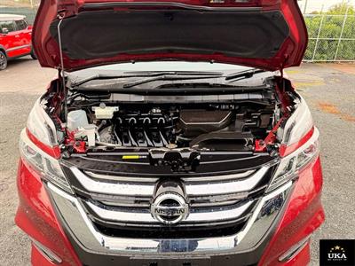2017 Nissan Serena - Thumbnail