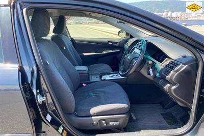 2012 Toyota Camry - Thumbnail