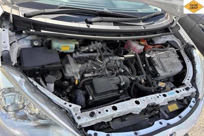 2015 Toyota Aqua - Thumbnail