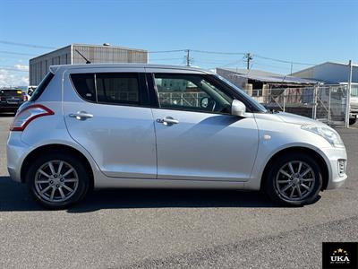 2016 Suzuki Swift - Thumbnail