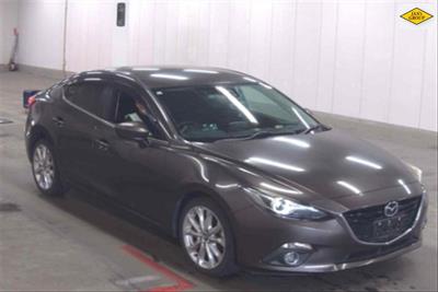 2015 Mazda Axela