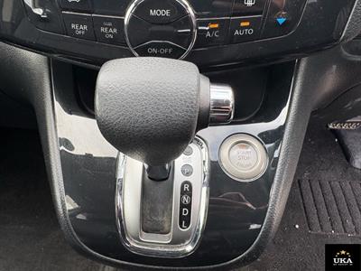 2012 Nissan Serena - Thumbnail