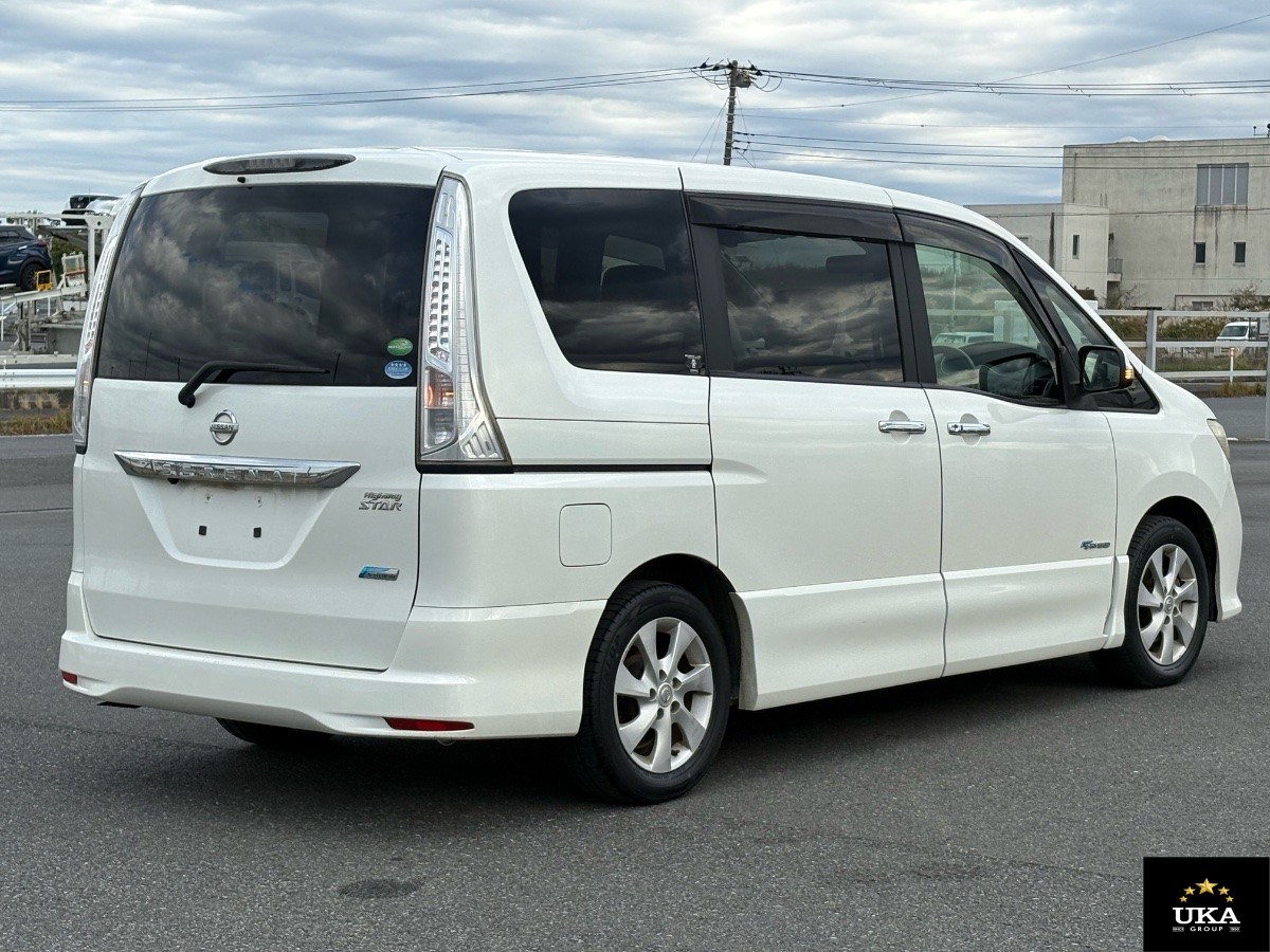 2012 Nissan Serena