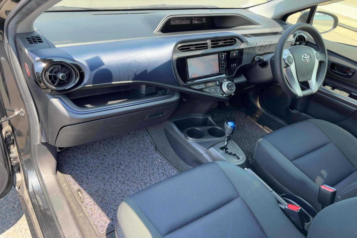 2016 Toyota Aqua