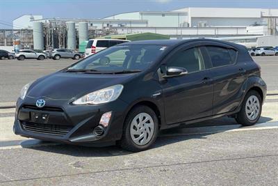 2016 Toyota Aqua - Thumbnail