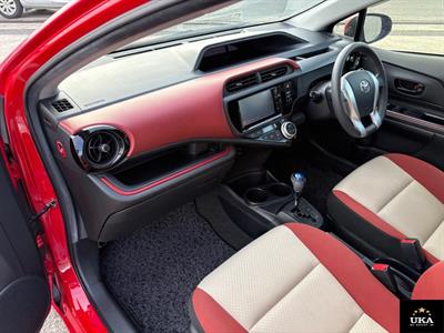 2016 Toyota Aqua - Thumbnail