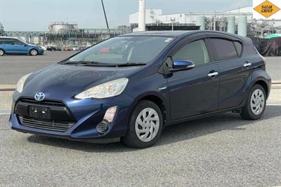 2017 Toyota Aqua - Thumbnail