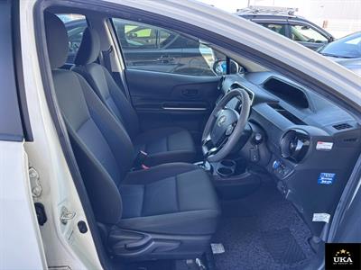 2018 Toyota Aqua - Thumbnail