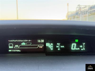 2014 Toyota Prius - Thumbnail