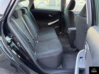 2014 Toyota Prius - Thumbnail