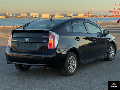 2014 Toyota Prius - Thumbnail