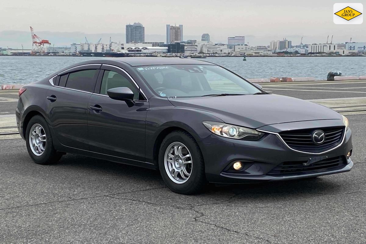 2014 Mazda Atenza