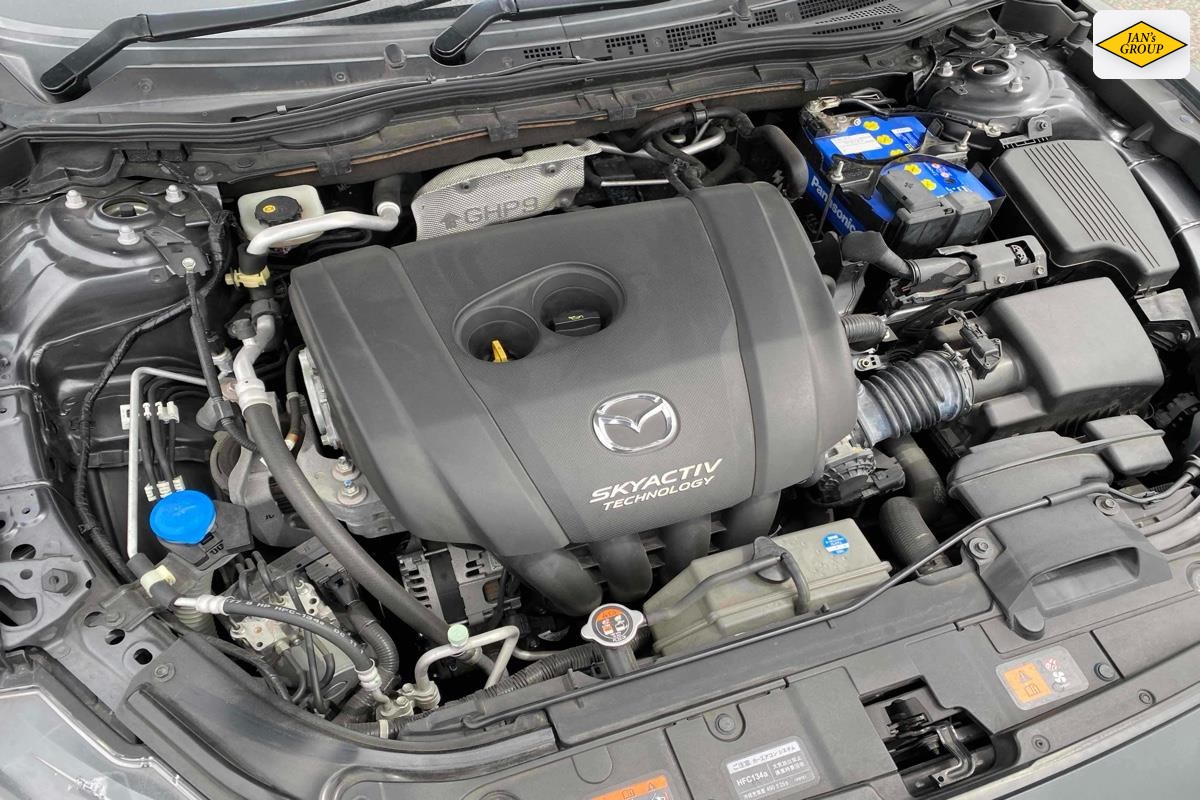 2014 Mazda Atenza