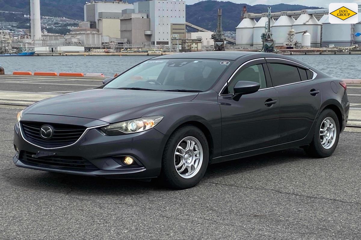 2014 Mazda Atenza