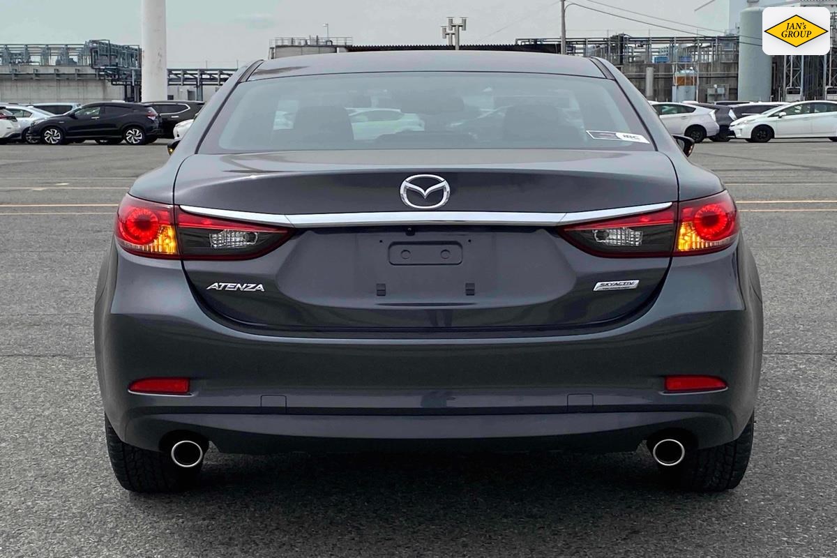2014 Mazda Atenza