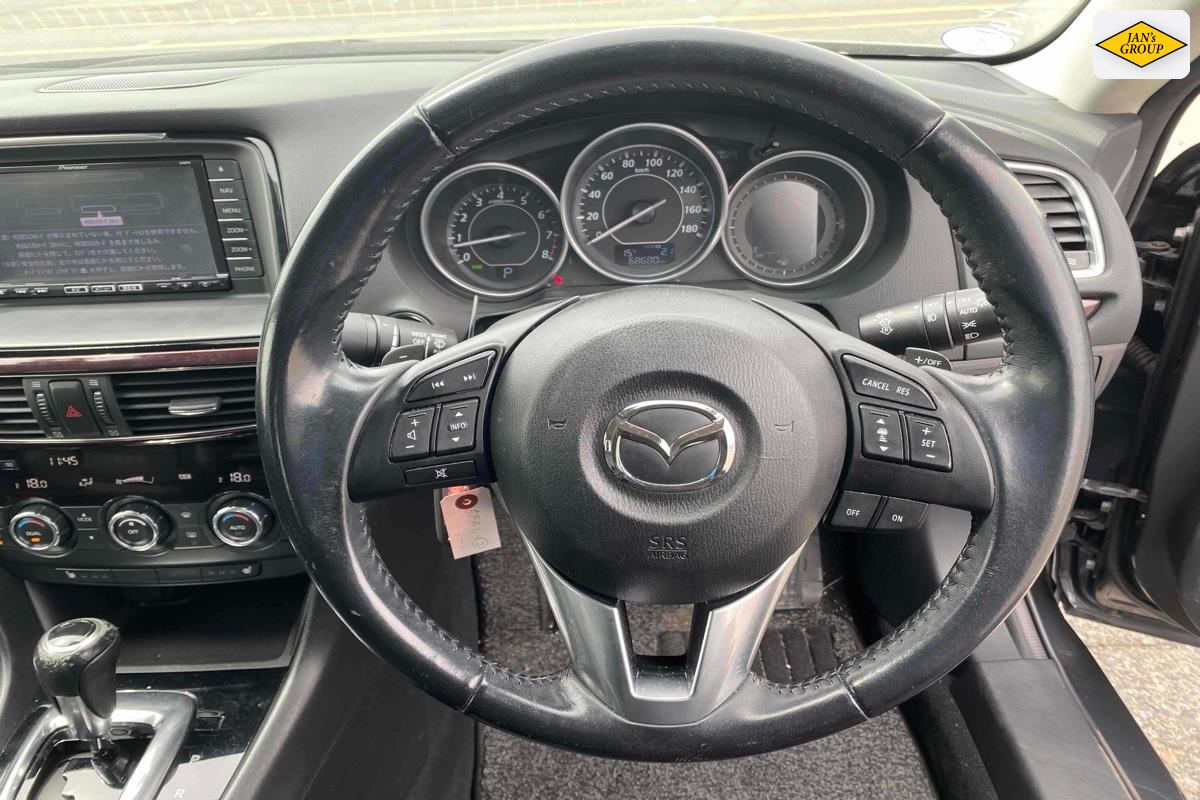 2014 Mazda Atenza