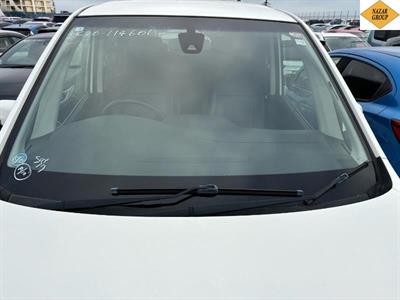 2014 Nissan Serena - Thumbnail