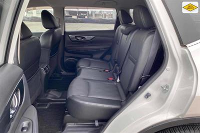 2017 Nissan X-Trail - Thumbnail