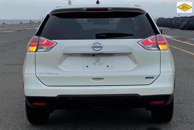 2017 Nissan X-Trail - Thumbnail