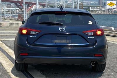 2016 Mazda Axela - Thumbnail