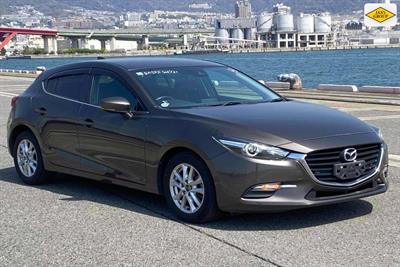 2017 Mazda Axela