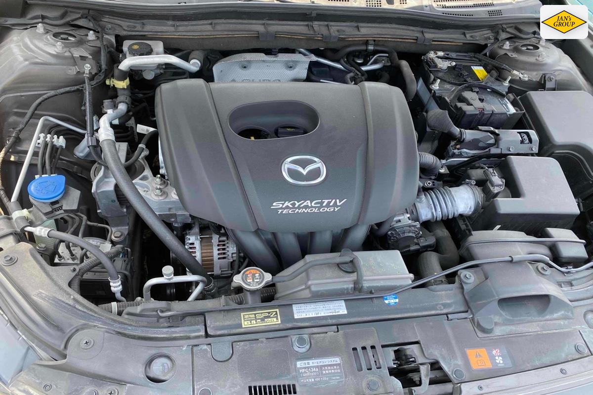 2017 Mazda Axela