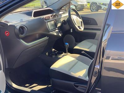 2014 Toyota Aqua - Thumbnail