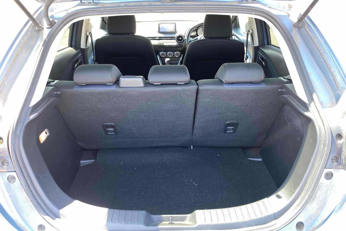 2016 Mazda Demio