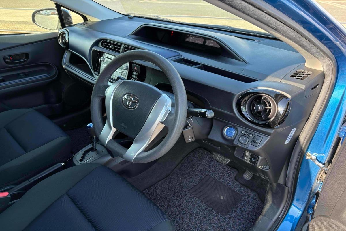 2016 Toyota Aqua