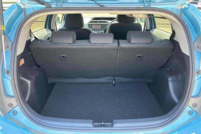 2012 Toyota Aqua - Thumbnail