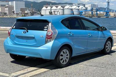 2012 Toyota Aqua - Thumbnail