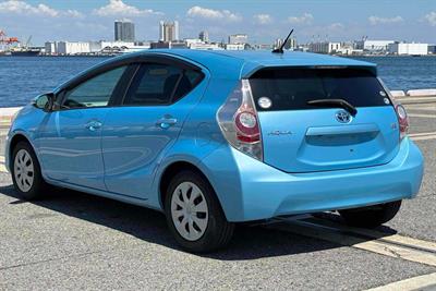 2012 Toyota Aqua - Thumbnail