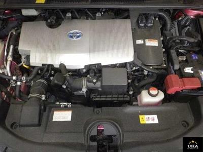 2016 Toyota Prius - Thumbnail