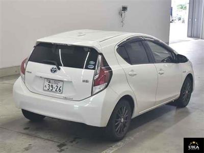 2016 Toyota Aqua - Thumbnail