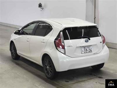 2016 Toyota Aqua - Thumbnail