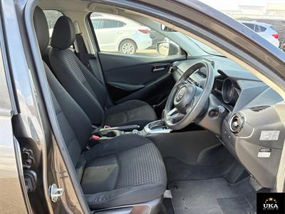 2017 Mazda Demio - Thumbnail