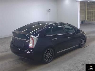 2012 Toyota Prius - Thumbnail