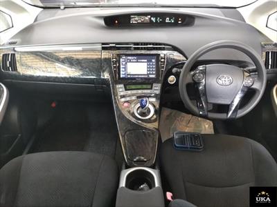 2012 Toyota Prius - Thumbnail