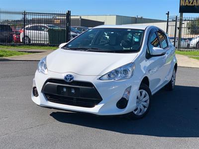 2016 Toyota Aqua - Thumbnail