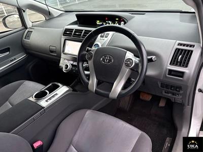 2012 Toyota Prius - Thumbnail